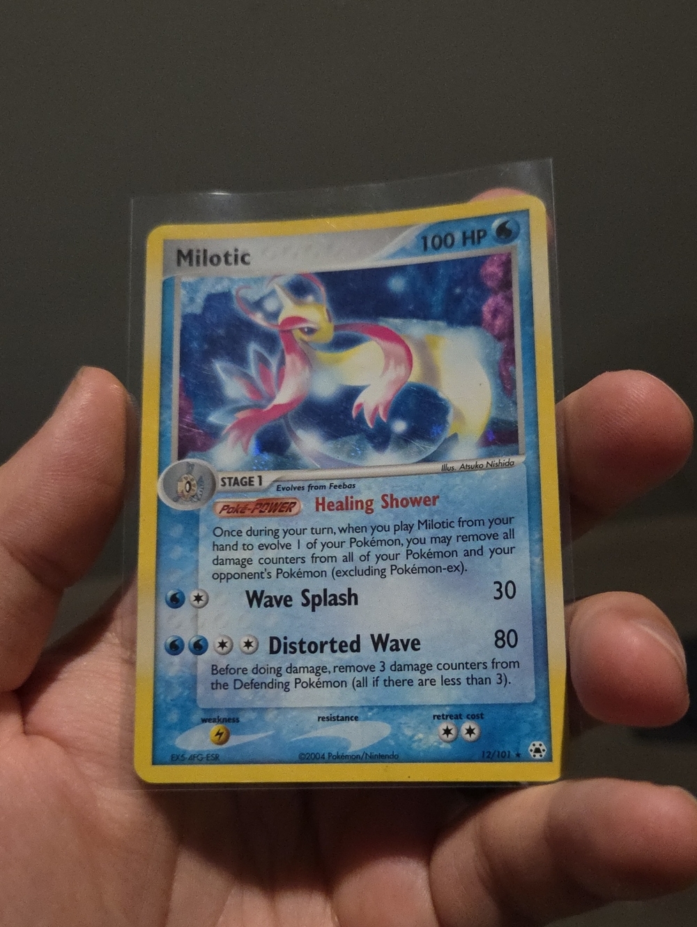 Vintage 2004 EX Hidden Legends Milotic Pokémon Card - Heavy Damage